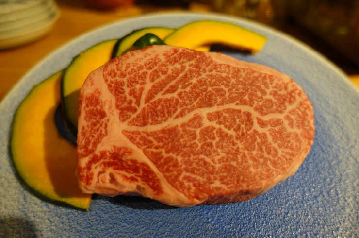 和牛シャトーブリアン 1g 30円																																																	